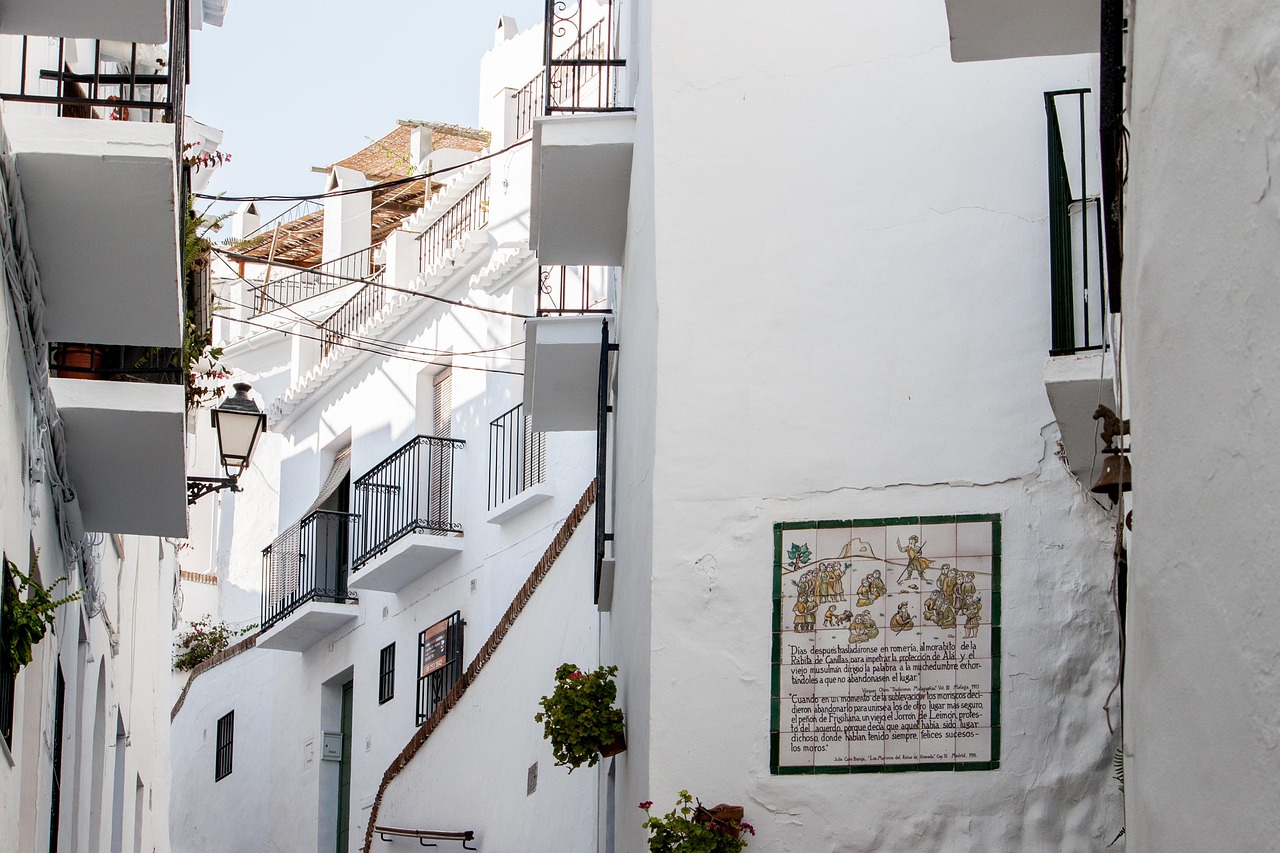 Frigiliana, el pueblo blanco que enamora a quien lo visita